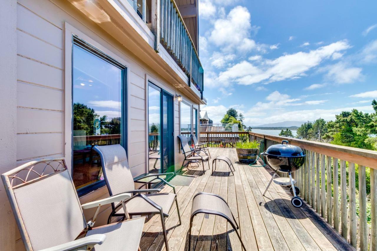 Grove'S Bayview Villa Рокълей Бийч Екстериор снимка